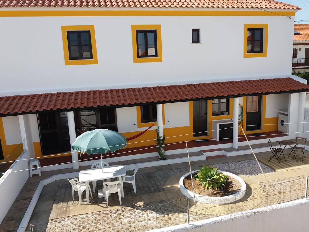 Alojamentos Vitinho 2 - Vila Nova Milfontes Vila Nova de Milfontes Esterno foto