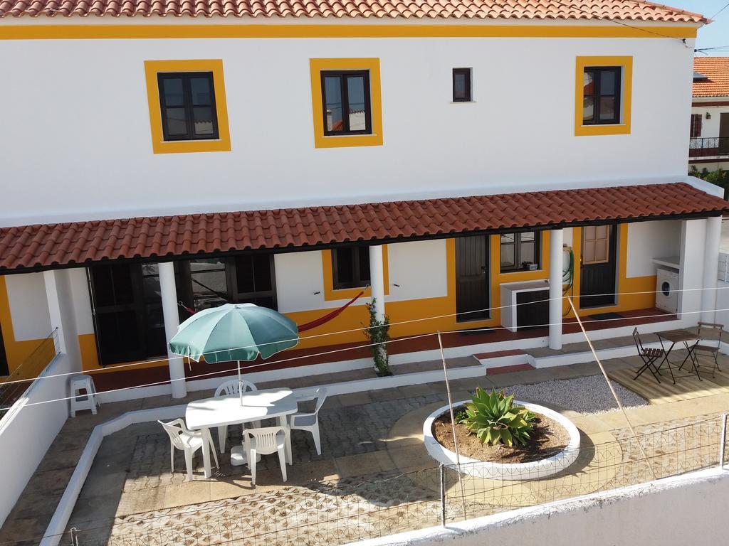 Alojamentos Vitinho 2 - Vila Nova Milfontes Villa Vila Nova de Milfontes Esterno foto